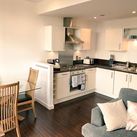 Dreamhouse At Oswald Street, City Centre กลาสโกว์ ภายนอก รูปภาพ