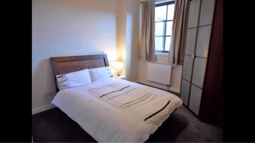 Dreamhouse At Oswald Street, City Centre กลาสโกว์ ภายนอก รูปภาพ